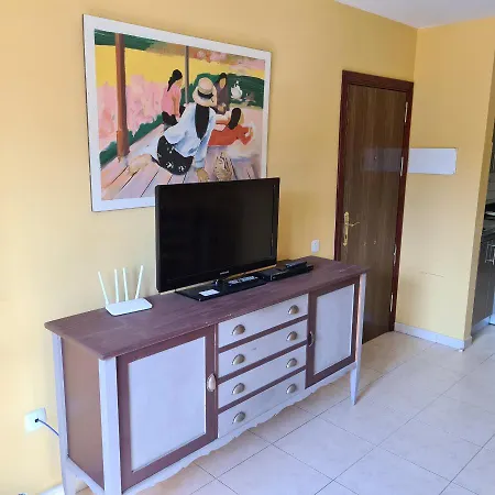 Oasis Royal F217 Apartman *